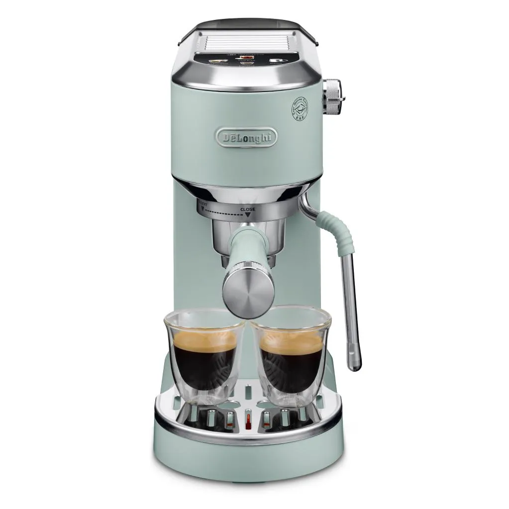 Рожковая кофеварка DeLonghi EC890.GR